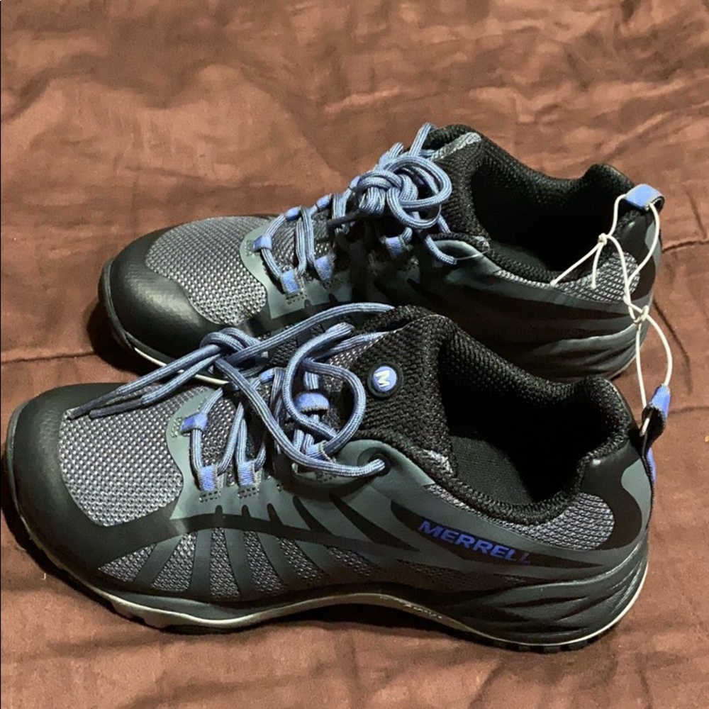 Merrell Brand. NWT!